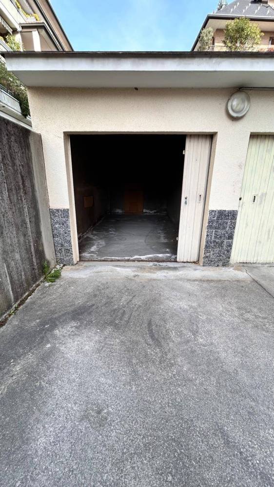 casa indipendente in vendita a Busto Arsizio