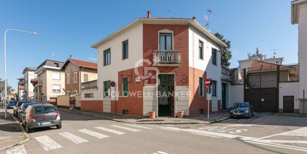 casa semindipendente in vendita a Busto Arsizio