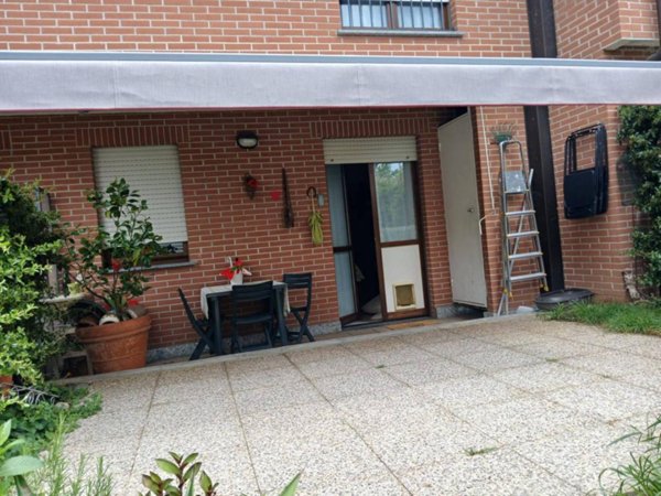 casa indipendente in vendita a Busto Arsizio in zona Borsano