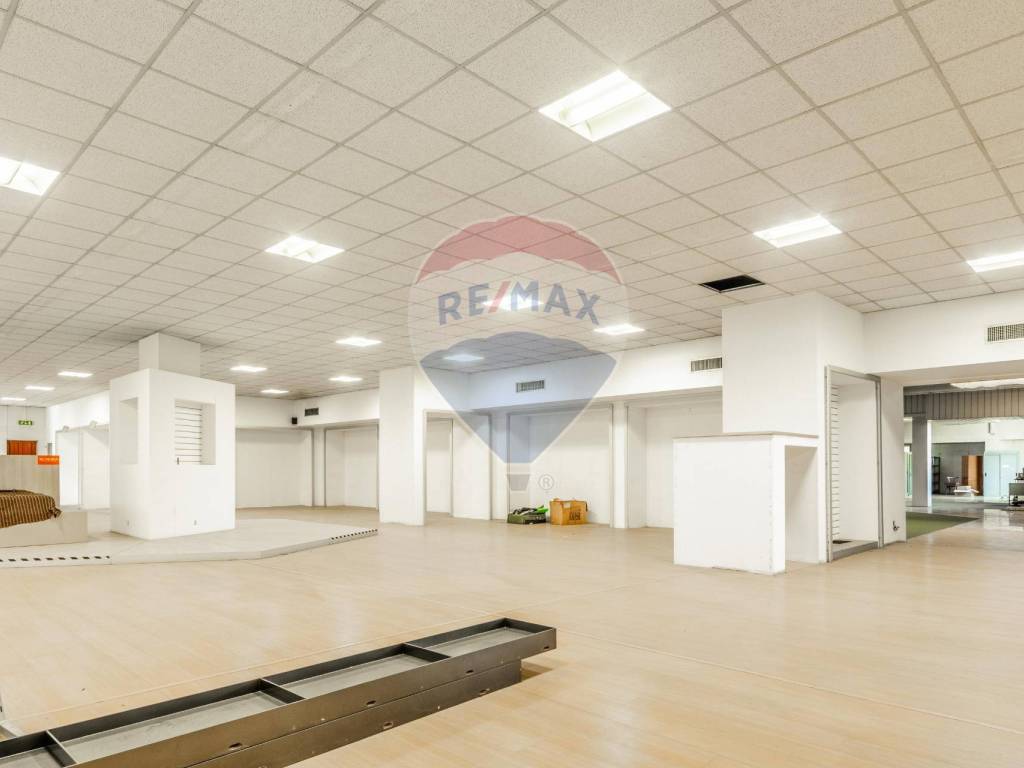 negozio in vendita a Busto Arsizio