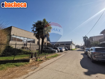 ufficio in vendita a Busto Arsizio
