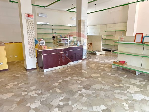negozio in vendita a Busto Arsizio