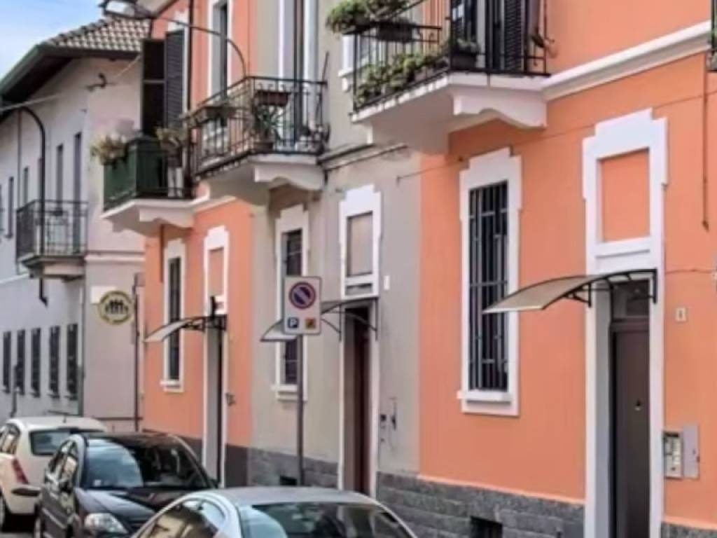 casa indipendente in vendita a Busto Arsizio