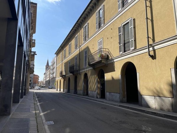 ufficio in vendita a Busto Arsizio