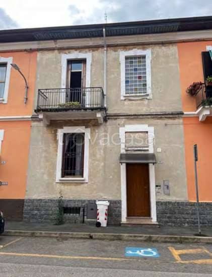 casa indipendente in vendita a Busto Arsizio