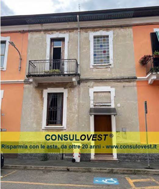 casa indipendente in vendita a Busto Arsizio