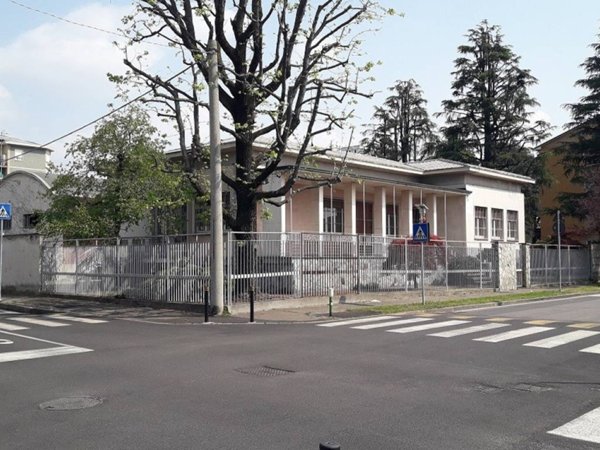 casa indipendente in vendita a Busto Arsizio