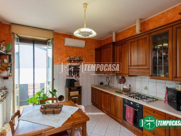 casa indipendente in vendita a Busto Arsizio