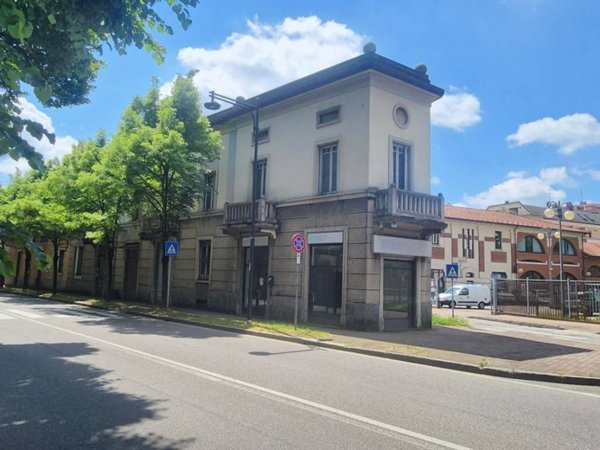 negozio in vendita a Busto Arsizio