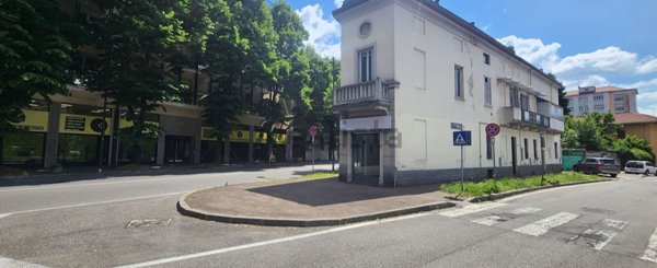 negozio in vendita a Busto Arsizio