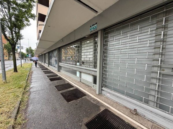 negozio in vendita a Busto Arsizio