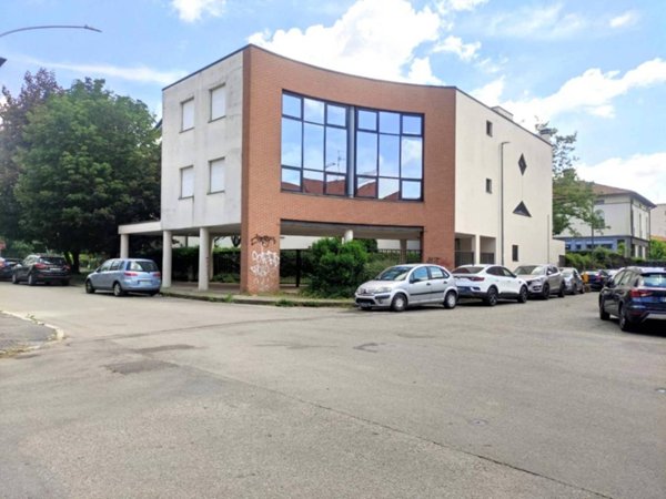 ufficio in vendita a Busto Arsizio