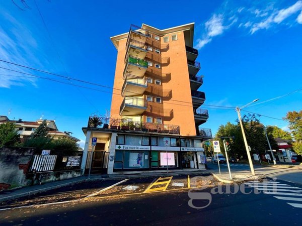 appartamento in vendita a Busto Arsizio in zona Borsano