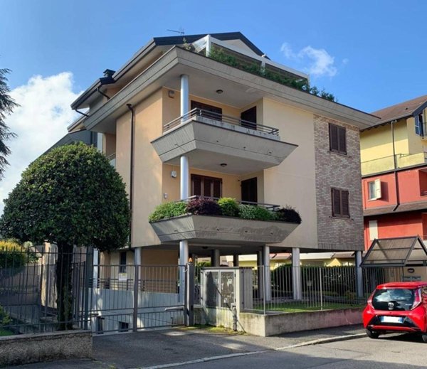 appartamento in vendita a Busto Arsizio