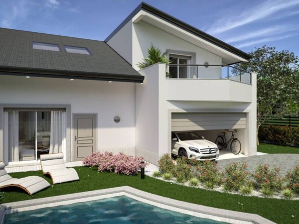 casa indipendente in vendita a Busto Arsizio