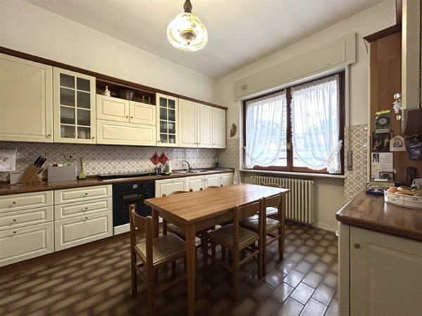 casa indipendente in vendita a Busto Arsizio
