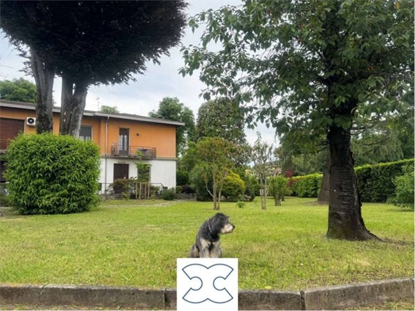 casa indipendente in vendita a Busto Arsizio