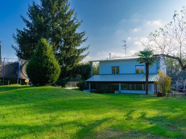 casa indipendente in vendita a Busto Arsizio