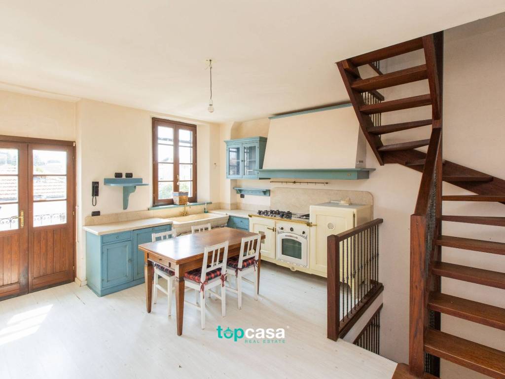 casa indipendente in vendita a Busto Arsizio