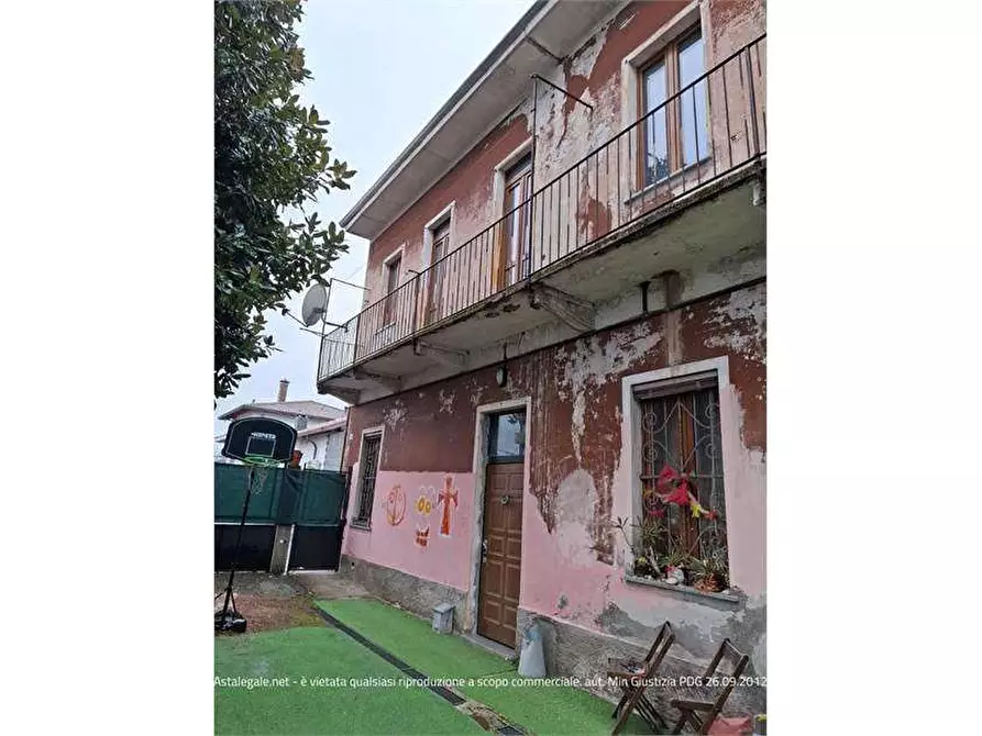 casa indipendente in vendita a Busto Arsizio