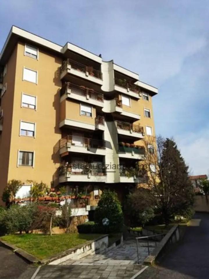 appartamento in vendita a Busto Arsizio