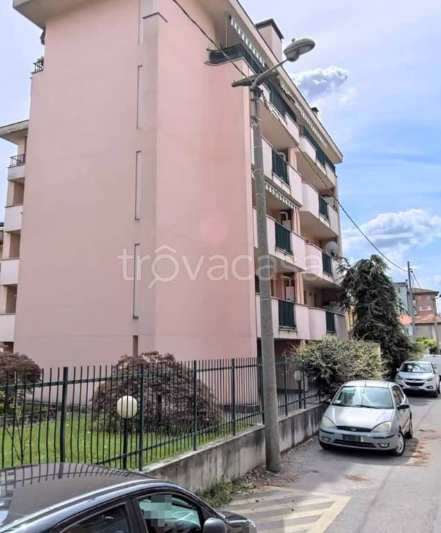 appartamento in vendita a Busto Arsizio