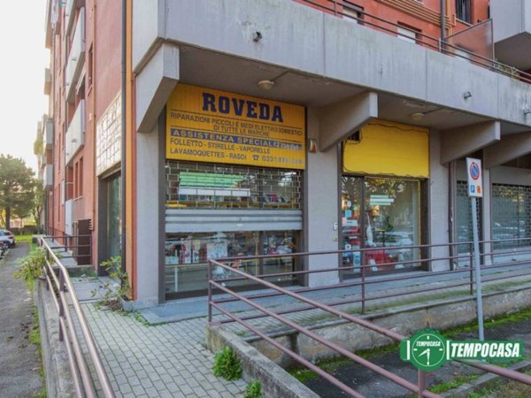 negozio in vendita a Busto Arsizio