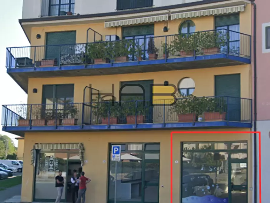 negozio in vendita a Busto Arsizio
