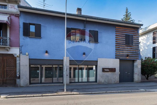 casa indipendente in vendita a Busto Arsizio