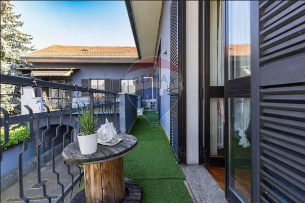 casa indipendente in vendita a Busto Arsizio