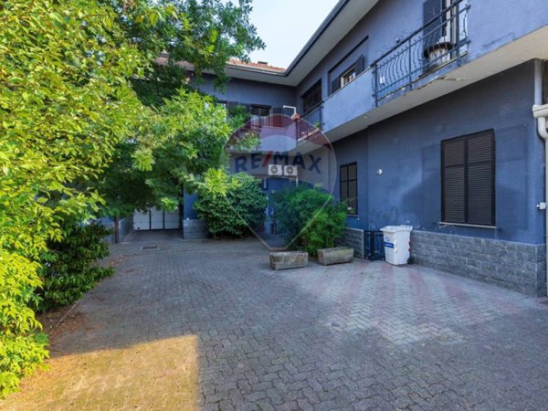 casa indipendente in vendita a Busto Arsizio