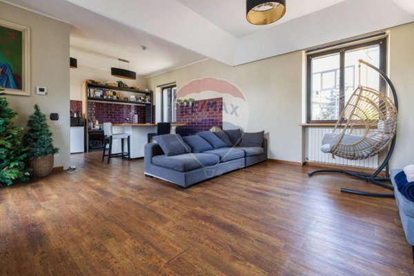 casa indipendente in vendita a Busto Arsizio