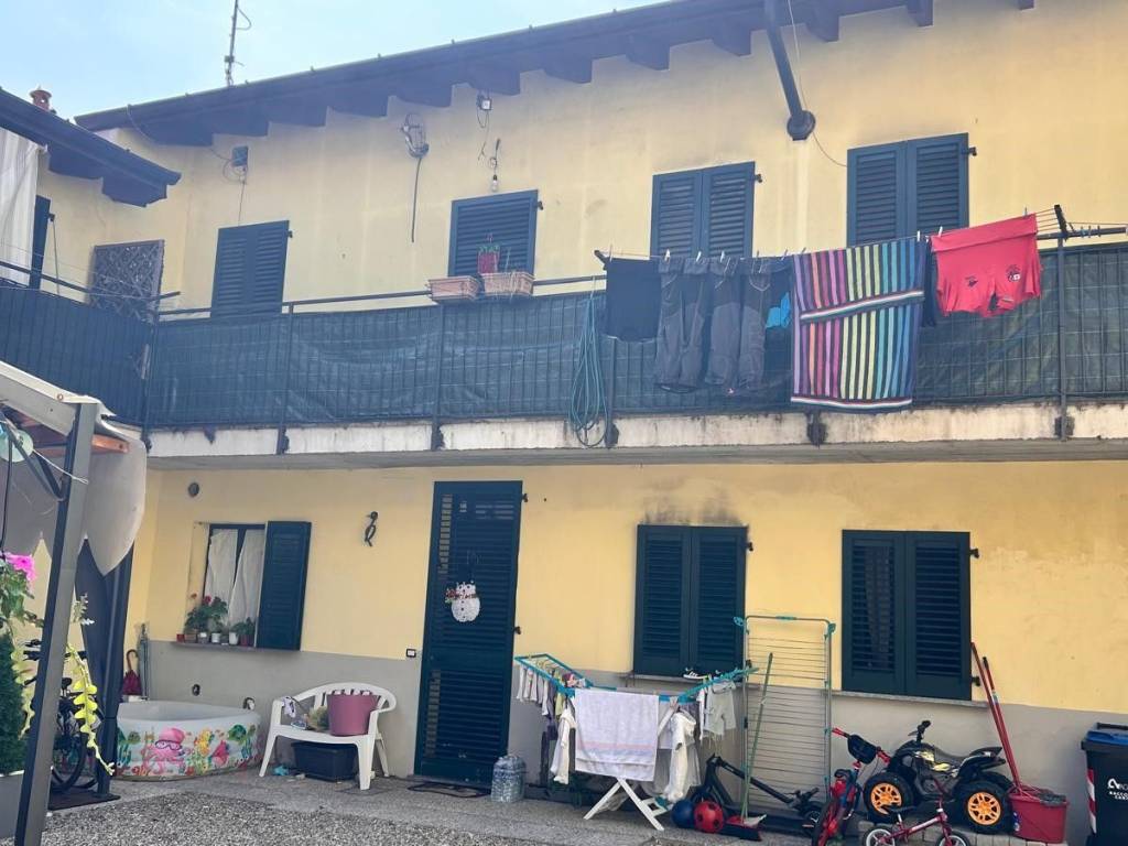 appartamento in vendita a Busto Arsizio in zona Borsano