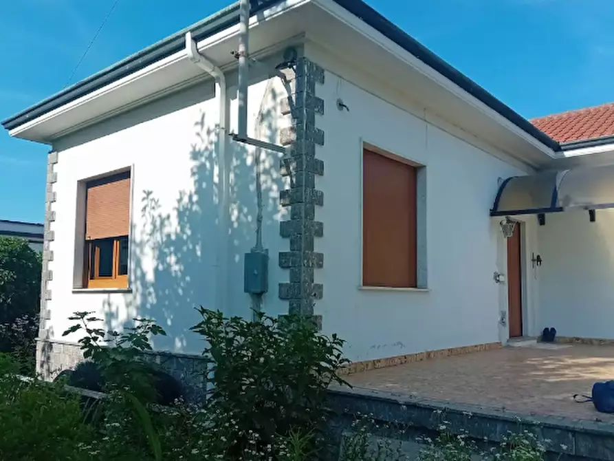 casa indipendente in vendita a Busto Arsizio