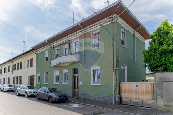 casa indipendente in vendita a Busto Arsizio