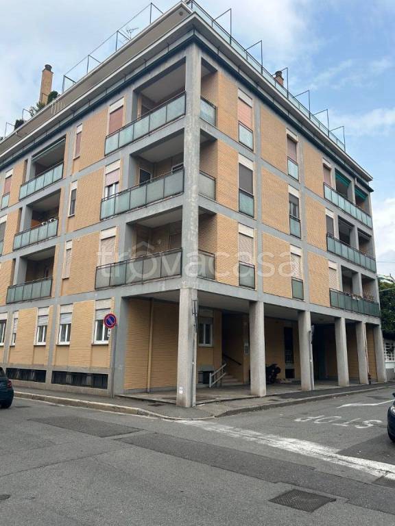 ufficio in vendita a Busto Arsizio