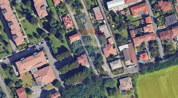 casa indipendente in vendita a Busto Arsizio