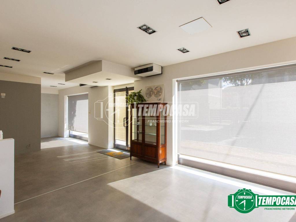 casa indipendente in vendita a Busto Arsizio