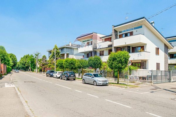 casa indipendente in vendita a Busto Arsizio