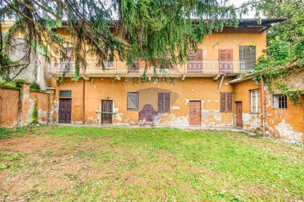 casa indipendente in vendita a Busto Arsizio