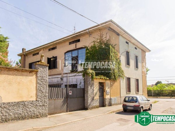 appartamento in vendita a Busto Arsizio