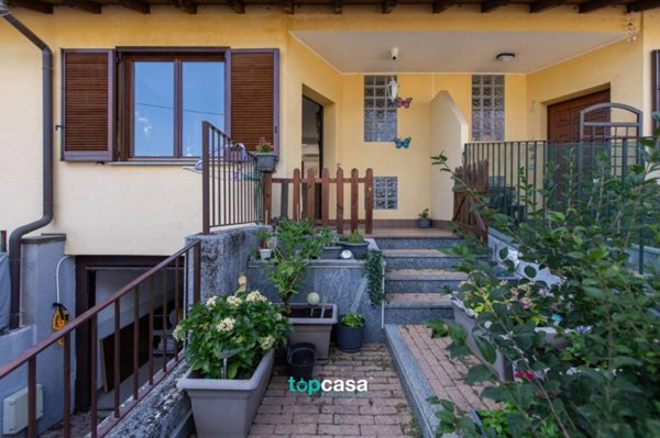 casa indipendente in vendita a Busto Arsizio