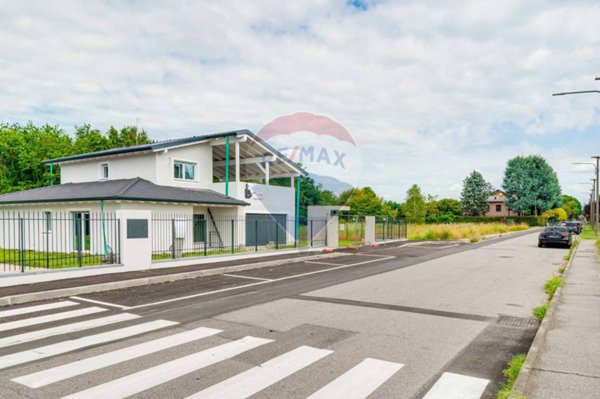 casa indipendente in vendita a Busto Arsizio