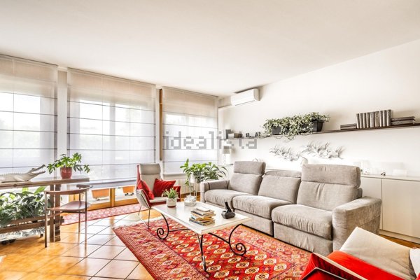 casa indipendente in vendita a Busto Arsizio