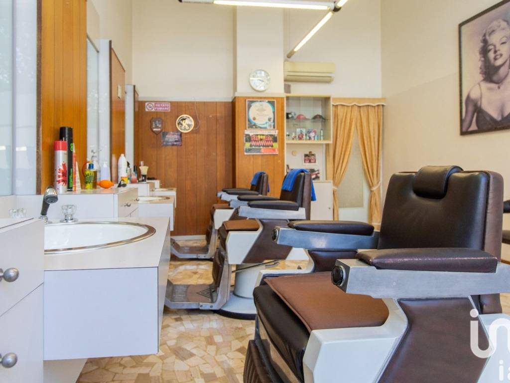 negozio in vendita a Busto Arsizio