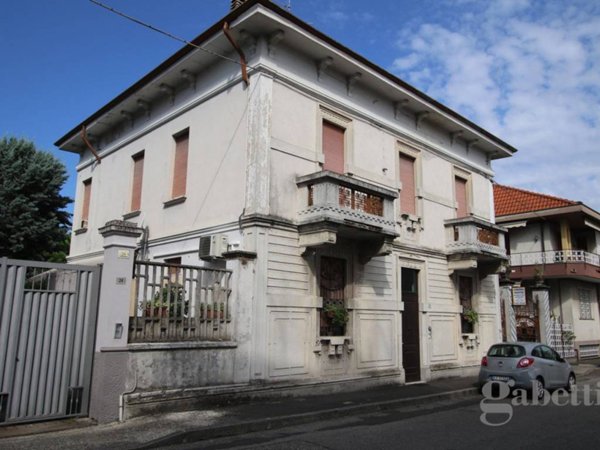 appartamento in vendita a Busto Arsizio