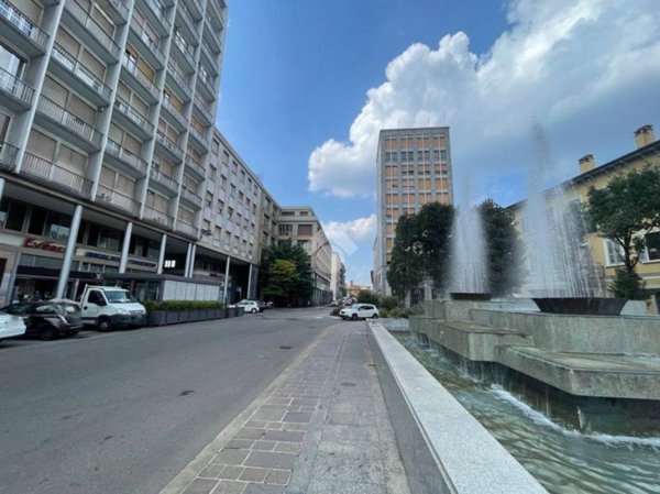 ufficio in vendita a Busto Arsizio