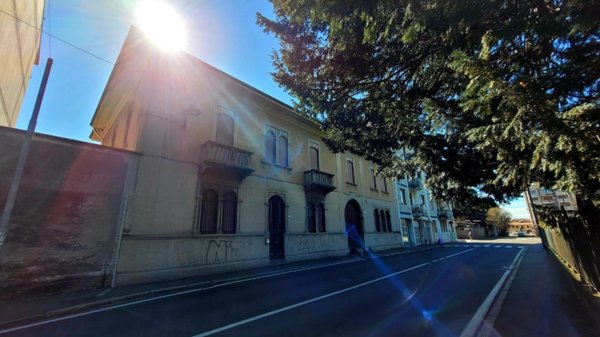 villa in vendita a Busto Arsizio