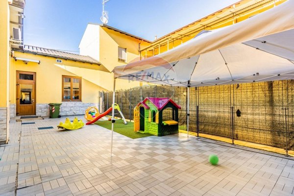 negozio in vendita a Busto Arsizio