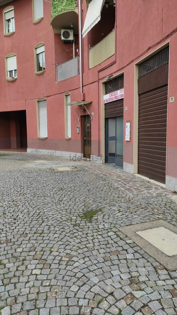 negozio in vendita a Busto Arsizio